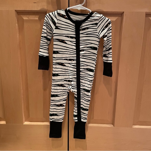 Angel Dear Pajamas Nwt Angel Dear Bamboo Mummy Halloween Sleeper With Foldover Cuffs And